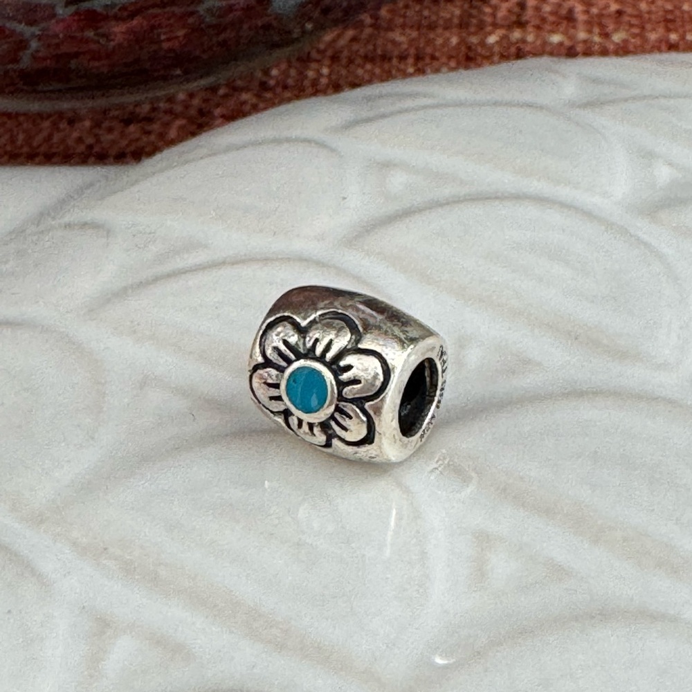 IBB Sterling Silver Flower Charm Bead